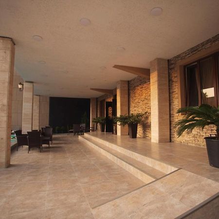 Hotel Irise Кобулети Екстериор снимка