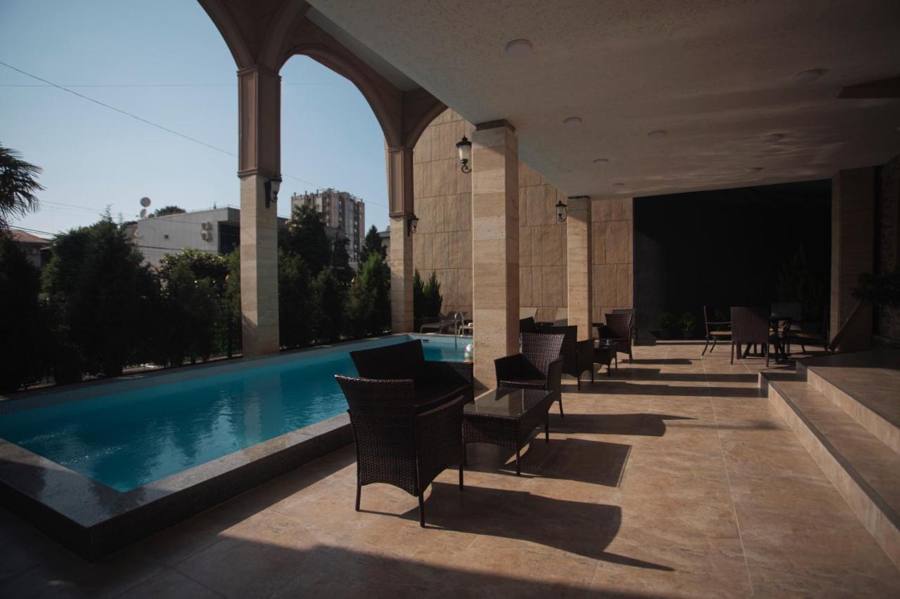 Hotel Irise Кобулети Екстериор снимка