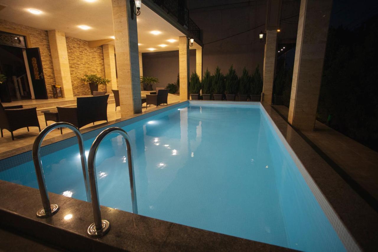 Hotel Irise Кобулети Екстериор снимка