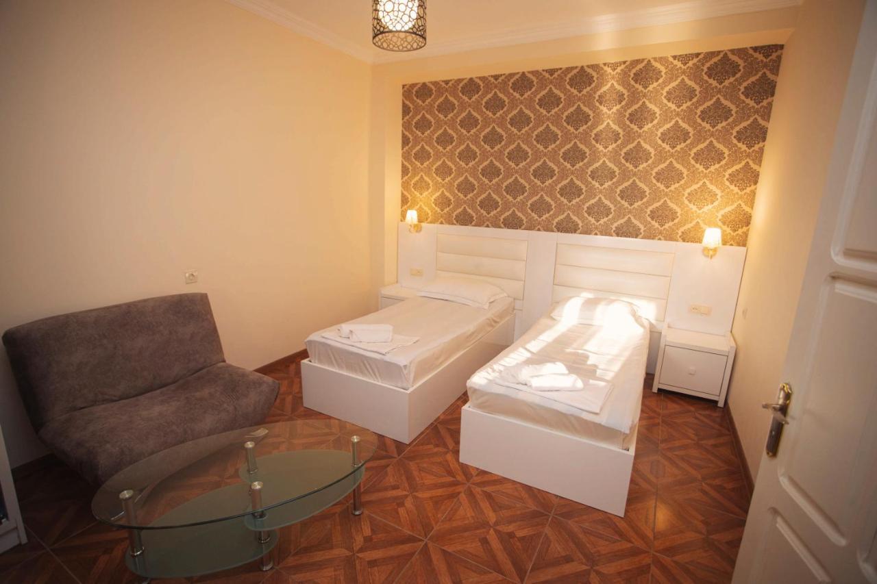 Hotel Irise Кобулети Екстериор снимка