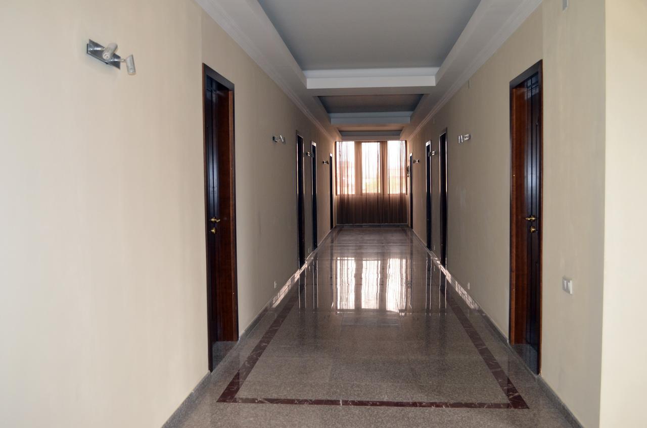 Hotel Irise Кобулети Екстериор снимка
